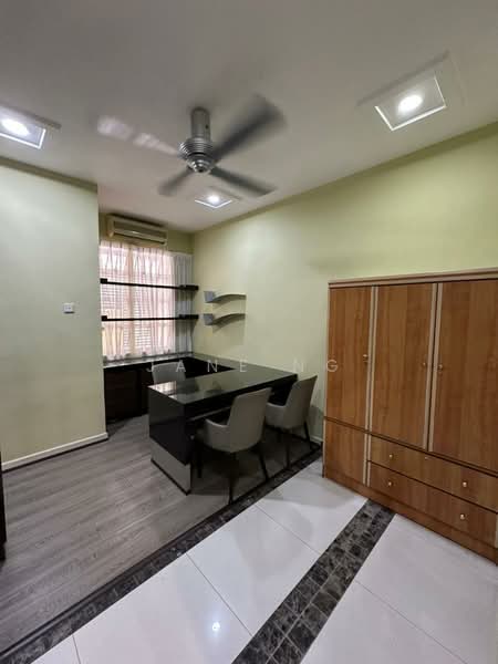 Taman Saujana Permai untuk Untuk Disewa - RM 2,300 /bulan, Mac 2026 - Study - PropertyGuru.com.my