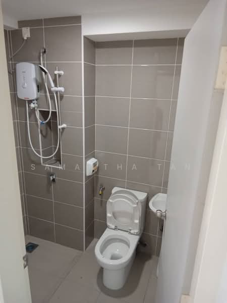 2-storey Terraced House for Sale in Taman Ekoflora (Johor Bahru) - Samantha Tan - Bathroom - PropertyGuru.com.my