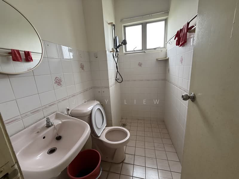 Condominium for Rent at Awana Puri - Joly Liew - Bathroom - PropertyGuru.com.my