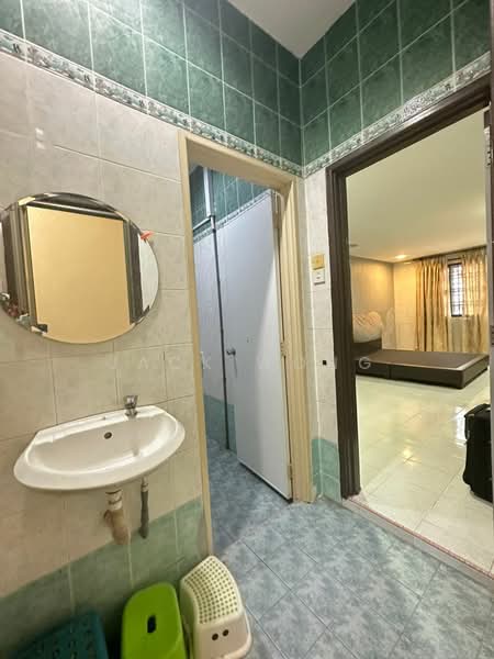 1.5-storey Terraced House for Sale in Mutiara Rini (Skudai) - Jack Wong - Bathroom - PropertyGuru.com.my