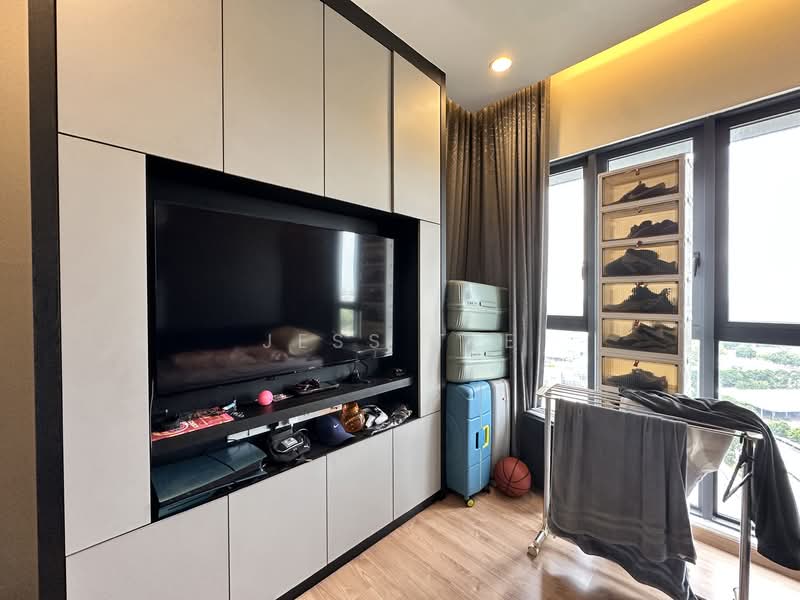 Service Residence for Sale at Setia City Residences - Jess Tee - Living Room - PropertyGuru.com.my