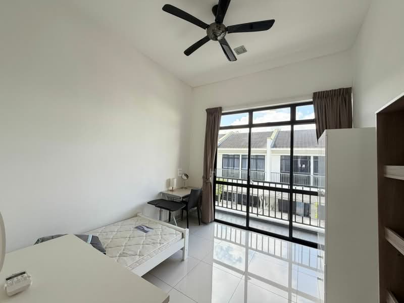 2-storey Terraced House for Sale in Taman Eco Cascadia (Tebrau) - Eve Hui - Bedroom - PropertyGuru.com.my