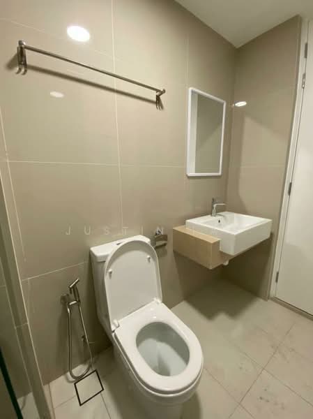 Service Residence for Rent at Southlink - Justin Lam - Bathroom - PropertyGuru.com.my