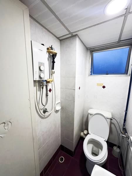 Condominium for Rent at N-Park Condominium - Jerry Tan - Bathroom - PropertyGuru.com.my