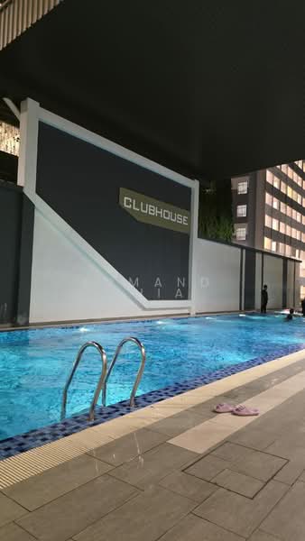Idaman Abadi untuk Untuk Disewa - RM 1,600 /bulan, Mac 2026 - Pool - PropertyGuru.com.my