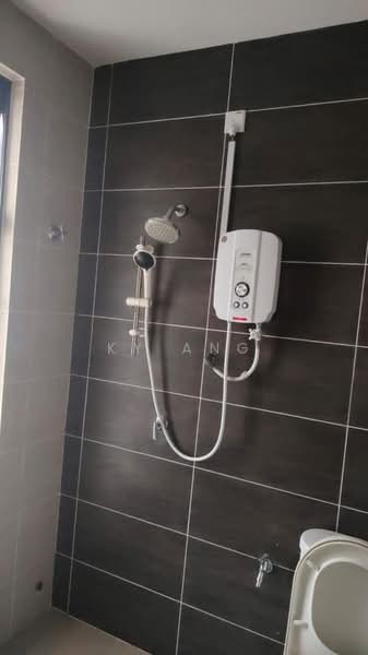 Monet Garden @ Monet Residences Sunsuria City untuk Untuk Disewa - RM 2,699 /bulan, Mac 2026 - Bathroom - PropertyGuru.com.my