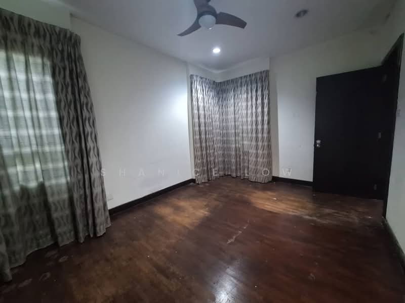 Rumah Berkembar untuk Dijual di Taman Aman Sari (Bandar Kinrara) - Shanice Low - Interior - PropertyGuru.com.my