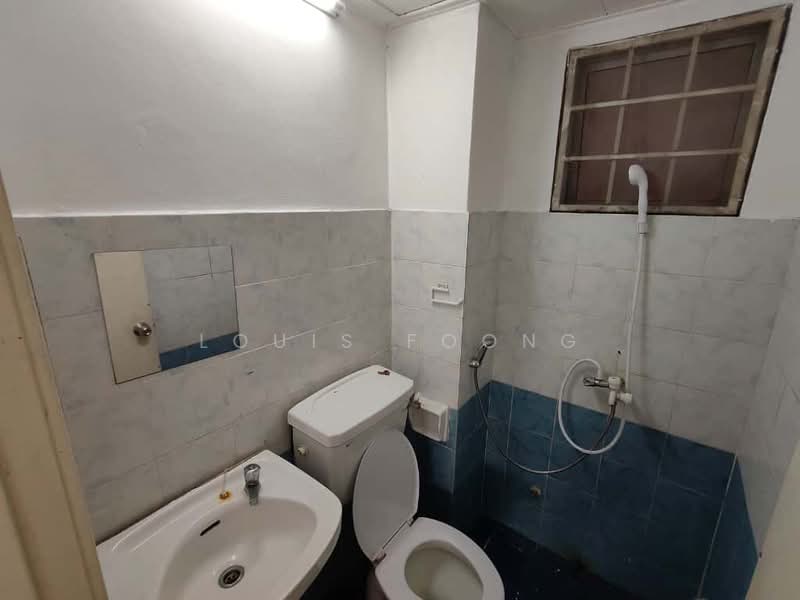 Condominium for Sale at Menara D'sara - Louis Foong - Bathroom - PropertyGuru.com.my