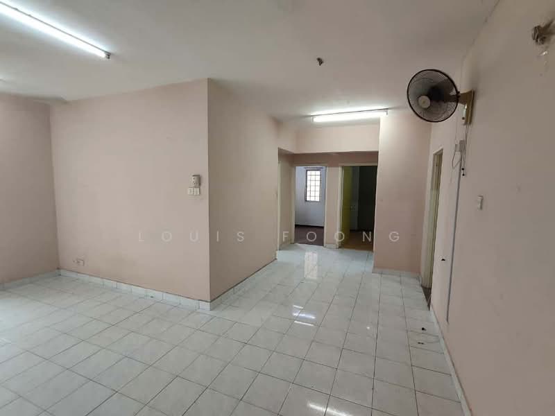 Condominium for Sale at Menara D'sara - Louis Foong - Living Room - PropertyGuru.com.my