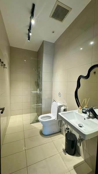 Paradigm Residence untuk Untuk Dijual - RM 880,000, Apr 2026 - Bathroom - PropertyGuru.com.my