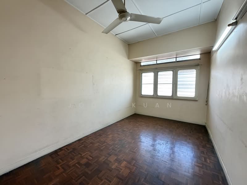 Semi-Detached House for Sale in Taman Bersatu (Ipoh) - Jodie Kuan - Bedroom - PropertyGuru.com.my