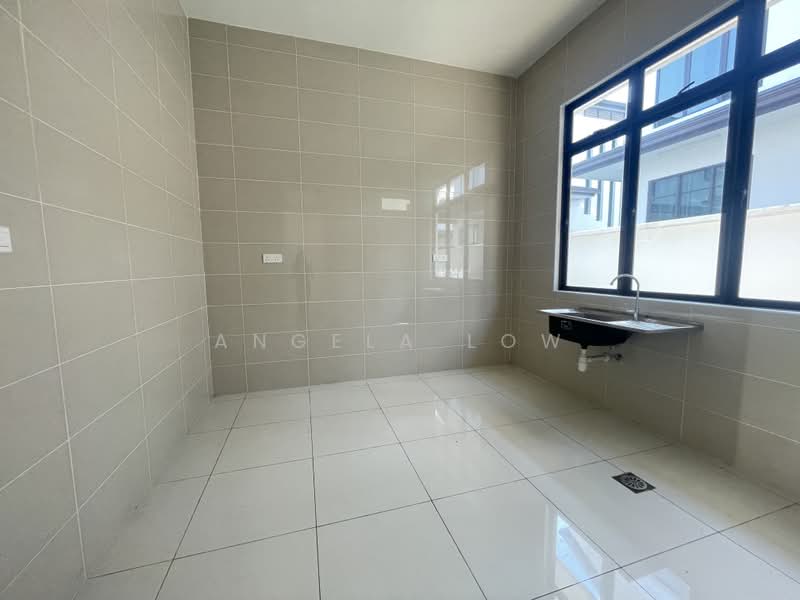 Semi-Detached House for Sale in Eco Majestic (Semenyih) - Angela Low - PropertyGuru.com.my