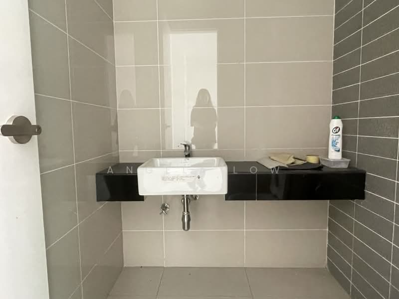 Semi-Detached House for Sale in Eco Majestic (Semenyih) - Angela Low - PropertyGuru.com.my
