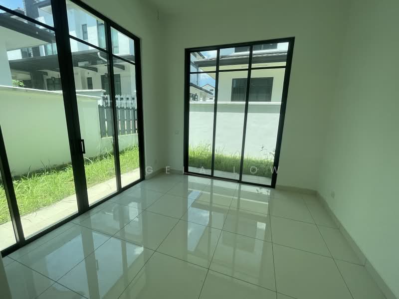 Semi-Detached House for Sale in Eco Majestic (Semenyih) - Angela Low - PropertyGuru.com.my