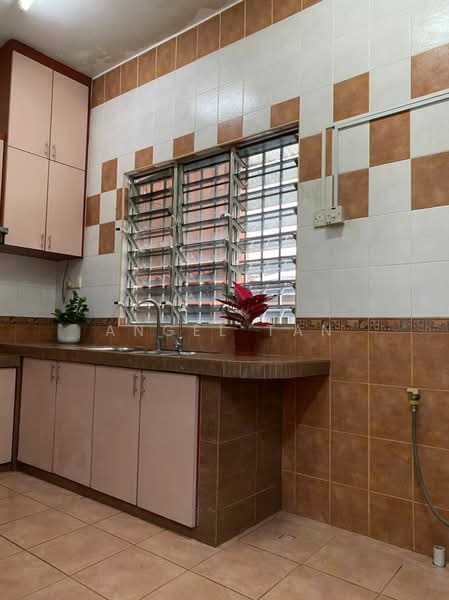 2-storey Terraced House for Rent in BANDAR PUCHONG JAYA (Puchong) - Angel Tan - Kitchen - PropertyGuru.com.my