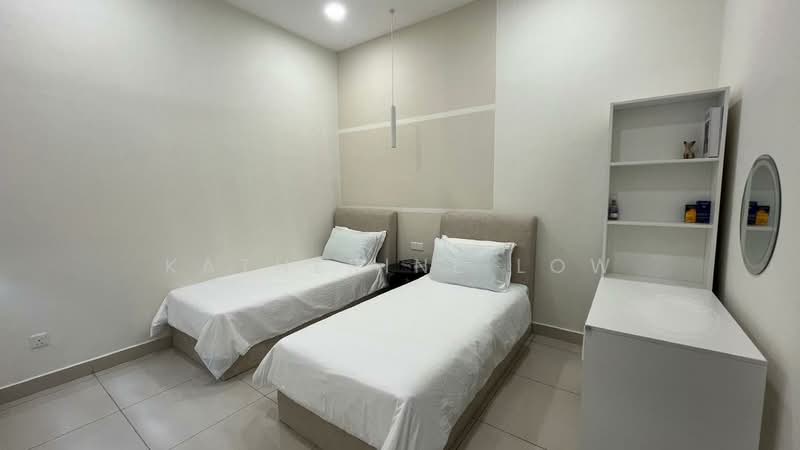 Cluster House for Sale in Taman Glenmarie (Johor Bahru) - Katherine Low - Bedroom - PropertyGuru.com.my