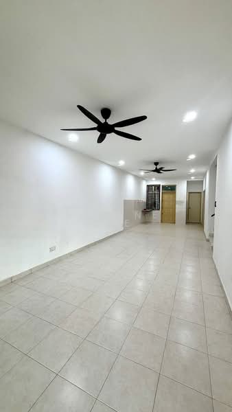 Taman Pelangi Indah untuk Untuk Dijual - RM 688,000, Mac 2026 - Living Room - PropertyGuru.com.my