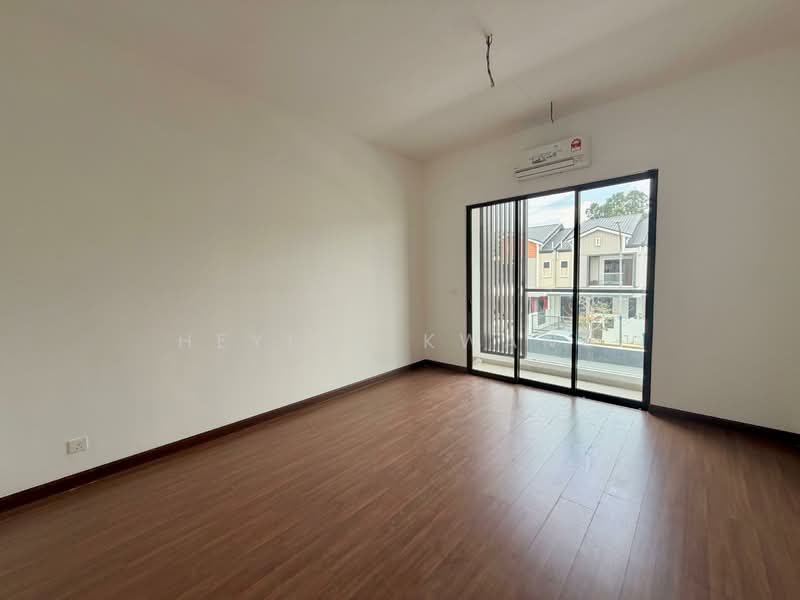 Rumah Teres 2 Tingkat untuk Dijual di Shah Alam (Selangor) - Heylen Kwang - PropertyGuru.com.my