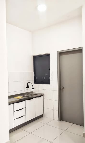 Traders Garden @ Cheras Selatan untuk Untuk Disewa - RM 1,650 /bulan, Mac 2026 - Kitchen - PropertyGuru.com.my