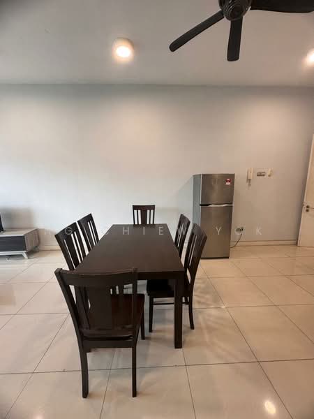 The Loft @ KK Times Square untuk Untuk Disewa - RM 4,200 /bulan, Mac 2026 - Dining Room - PropertyGuru.com.my