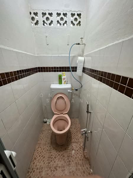 1-storey Terraced House for Sale in Pekan Nanas (Johor) - Ong Lih Shyan - Bathroom - PropertyGuru.com.my