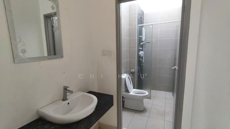 Semi-Detached House for Rent in Canary Garden (Klang) - Chi Hau - Bathroom - PropertyGuru.com.my