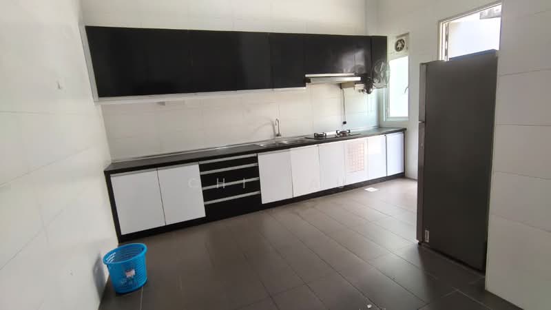 Semi-Detached House for Rent in Canary Garden (Klang) - Chi Hau - Kitchen - PropertyGuru.com.my