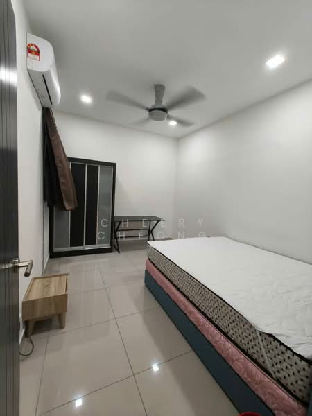 Emerald Residence untuk Untuk Disewa - RM 700 /bulan, Mac 2026 - Bedroom - PropertyGuru.com.my