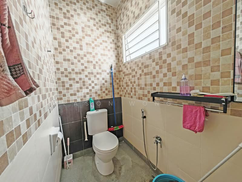 2.5-storey Terraced House for Sale in Cheras (Selangor) - Eason Wong - Bathroom - PropertyGuru.com.my