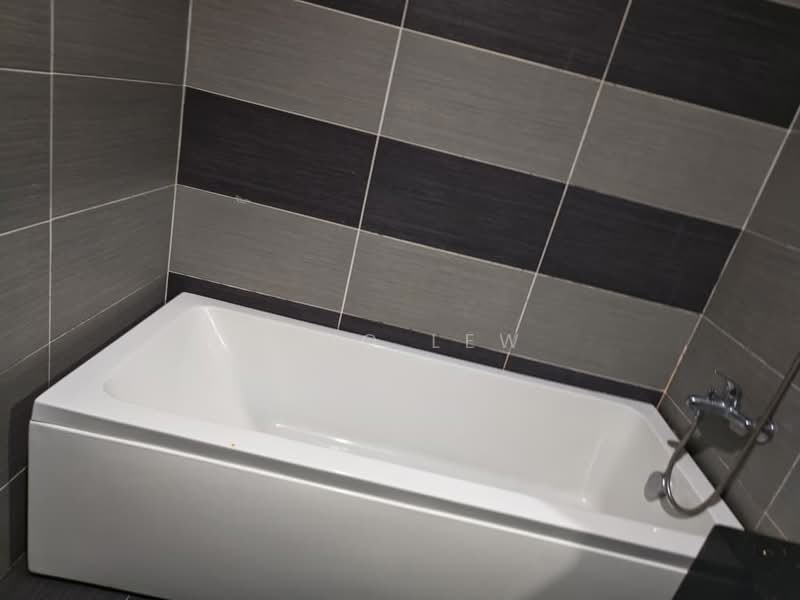 Condominium for Rent at KSL D'Esplanade Residence - Niko Lew - Bathroom - PropertyGuru.com.my