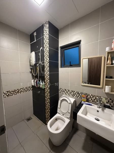 Condominium for Sale at The Vyne - Kelton Seet - Bathroom - PropertyGuru.com.my