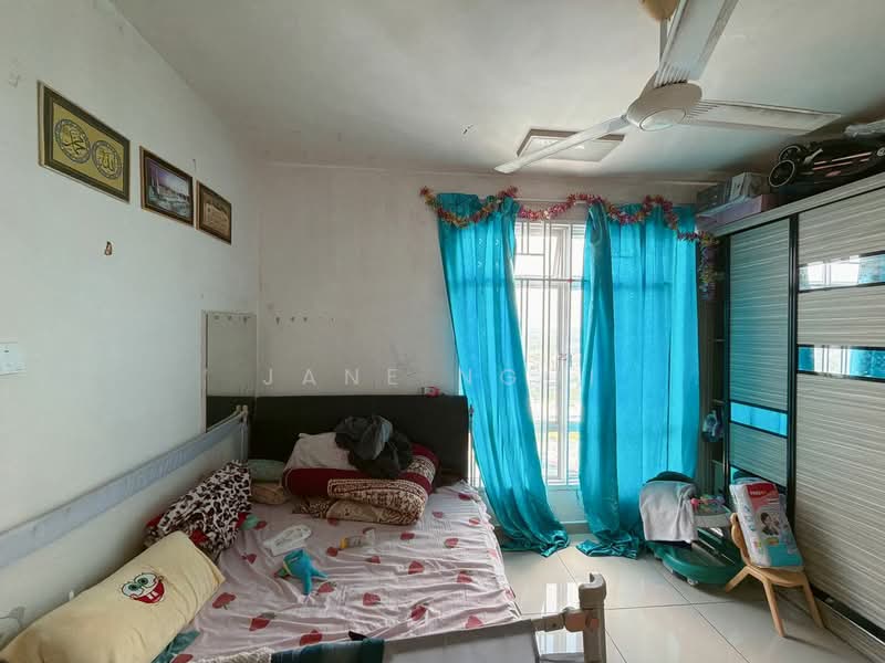 Service Residence for Sale at Pandan Residence 2 - Jane Ngoi - Bedroom - PropertyGuru.com.my