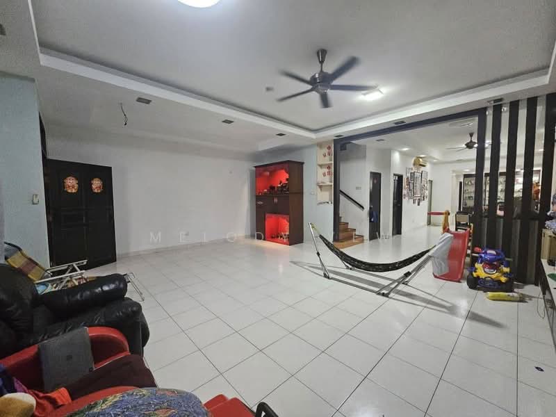 Semi-Detached House for Sale in Taman Sutera Utama (Skudai) - Melody Yew - Living Room - PropertyGuru.com.my