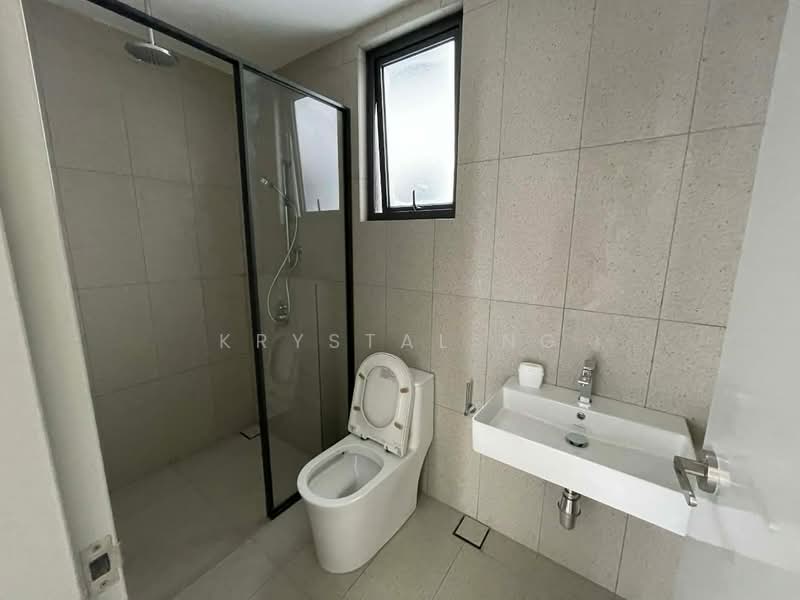 Service Residence for Sale at Alira @ Metropark Subang - Krystal Ng - Bathroom - PropertyGuru.com.my