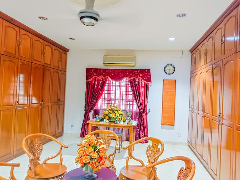 Bandar Country Homes untuk Untuk Dijual - RM 1,300,000, Mac 2026 - Living Room - PropertyGuru.com.my