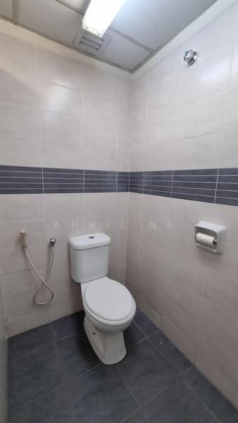 Pejabat untuk Dijual di Petaling Jaya (Selangor) - Annie Ng - Bathroom - PropertyGuru.com.my