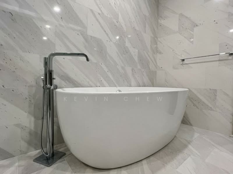 Service Residence for Sale at Eaton Residence - Kevin Chew - Bathroom - PropertyGuru.com.my