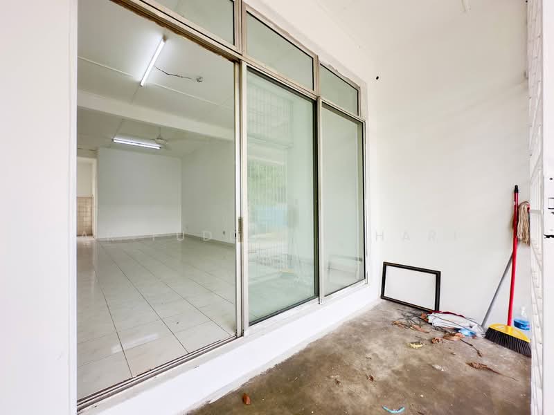1-storey Terraced House for Sale in Taman Desaria (Nilai) - Arifuddin Bahari - Interior - PropertyGuru.com.my