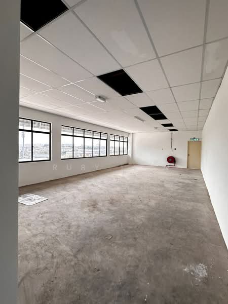 Detached Factory for Rent in Kawasan Perindustrian Dewani (Johor Bahru) - Ruby Teow - Interior - PropertyGuru.com.my