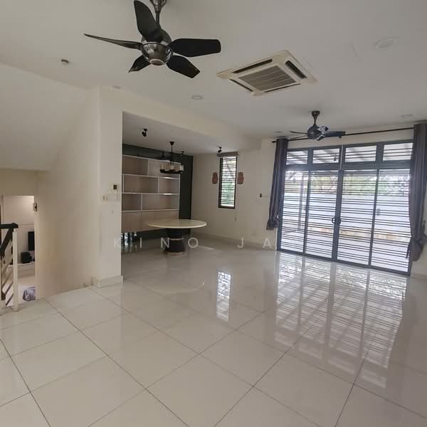 Impian Heights @ Taman Impian Emas untuk Untuk Disewa - RM 6,000 /bulan, Mac 2026 - Living Room - PropertyGuru.com.my