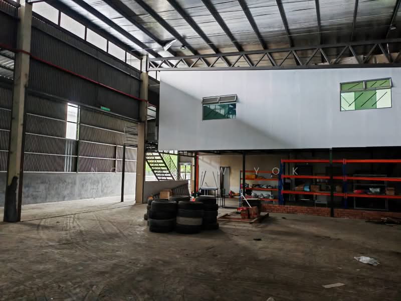 Warehouse for Rent in Kota Kinabalu (Sabah) - Ng Chiew Yok - Interior - PropertyGuru.com.my
