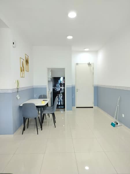 SKS Pavillion Residences untuk Untuk Disewa - RM 3,000 /bulan, Mac 2026 - Dining Room - PropertyGuru.com.my