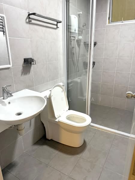 Savanna Executive Suite @ Southville City untuk Untuk Disewa - RM 2,200 /bulan, Mac 2026 - Bathroom - PropertyGuru.com.my