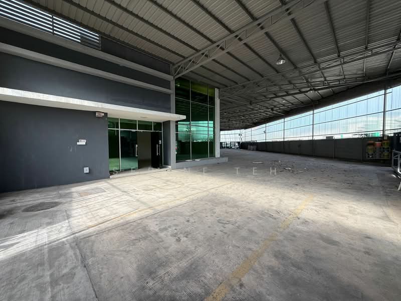 Semi-D Factory for Rent in Indahpura Industrial Park (Kulai) - Serene Teh - Exterior - PropertyGuru.com.my