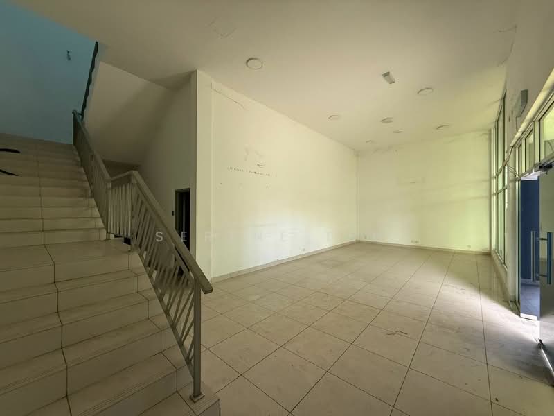 Semi-D Factory for Rent in Indahpura Industrial Park (Kulai) - Serene Teh - Entrance - PropertyGuru.com.my