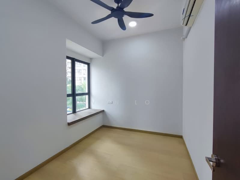 Condominium for Rent at Royal Strand @ Country Garden Danga Bay - Ivan Lo - Bedroom - PropertyGuru.com.my