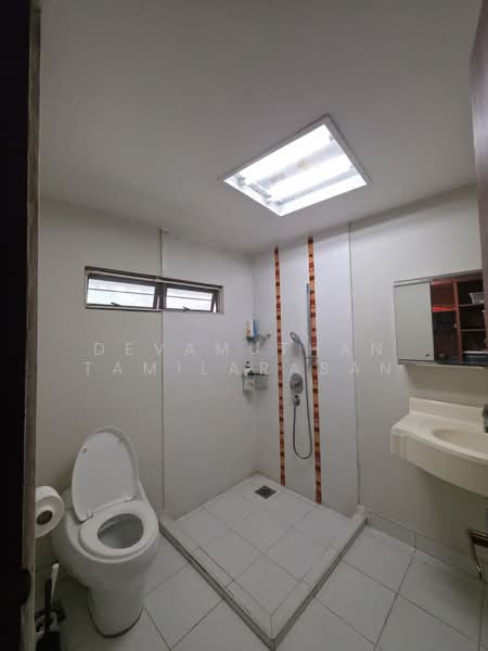 Section 5 PJ Single Storey Corner Lot Bungalow For Sale untuk Untuk Dijual - RM 2,100,000, Mac 2026 - Bathroom - PropertyGuru.com.my
