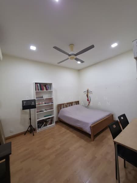 Section 5 PJ Single Storey Corner Lot Bungalow For Sale untuk Untuk Dijual - RM 2,100,000, Mac 2026 - Bedroom - PropertyGuru.com.my