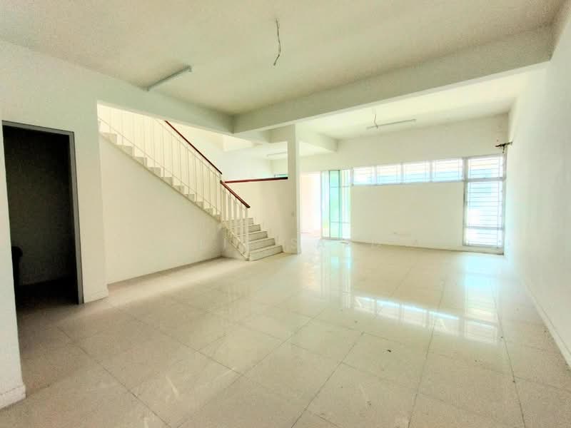 Chimes untuk Untuk Dijual - RM 700,000, Mac 2026 - Living Room - PropertyGuru.com.my