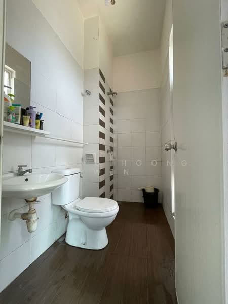 Ampang Saujana untuk Untuk Disewa - RM 4,000 /bulan, Mac 2026 - Bathroom - PropertyGuru.com.my